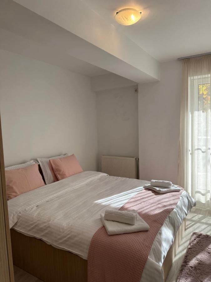 Fly Airport Residences & Therme-Self Check-In Отопени Екстериор снимка